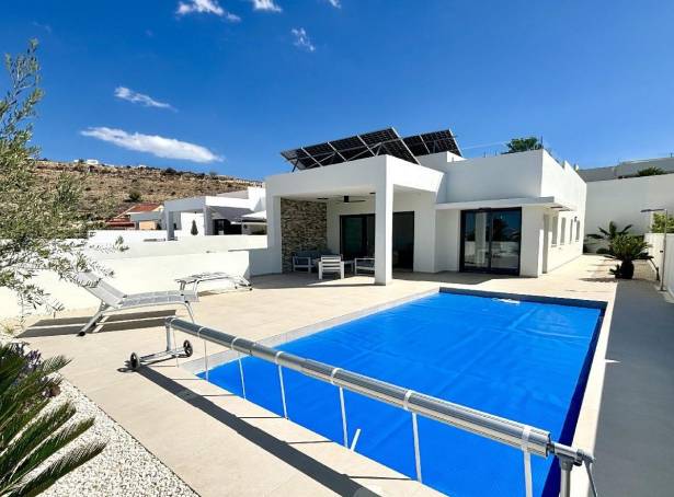 Detached Villa - For sale - Guardamar & Vega Baja - Benijofar