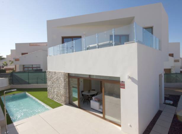 Detached Villa - For sale - Guardamar & Vega Baja - Benijofar