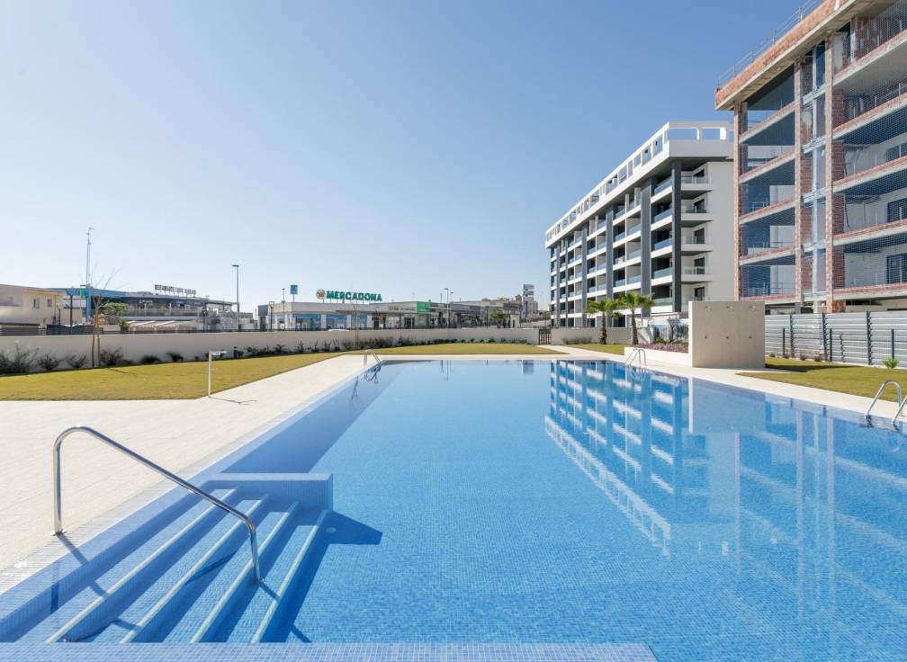 For sale - Apartment - Torrevieja - La Mata