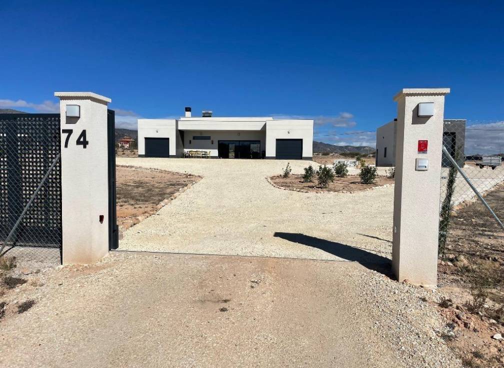 For sale - Detached Villa - Elche - Pinoso & El Prat 