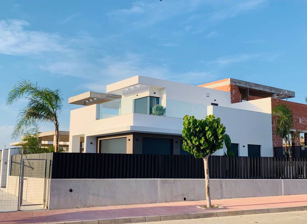 For sale - Detached Villa - Guardamar & Vega Baja - La Marina
