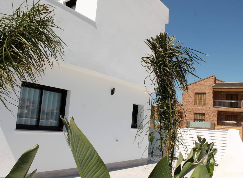 For sale - Detached Villa - Guardamar & Vega Baja - Los Montesinos