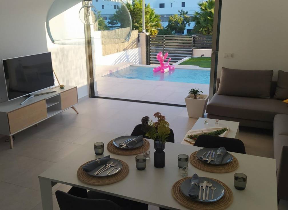 For sale - Detached Villa - Orihuela Costa - Villamartin