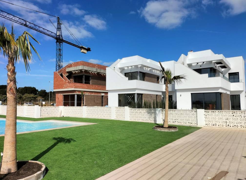 For sale - Detached Villa - Pilar De La Horadada - Lo Romero Golf Resort 