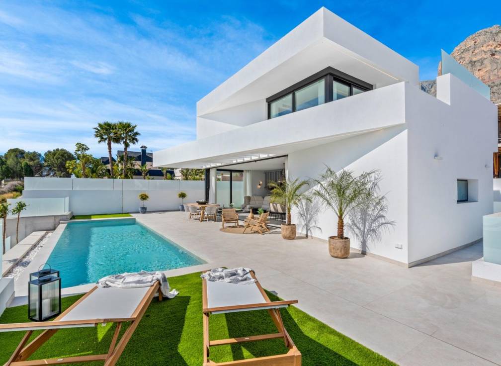 For sale - Detached Villa - Polop & La Nucia - Polop