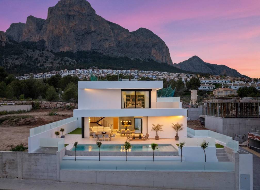 For sale - Detached Villa - Polop & La Nucia - Polop