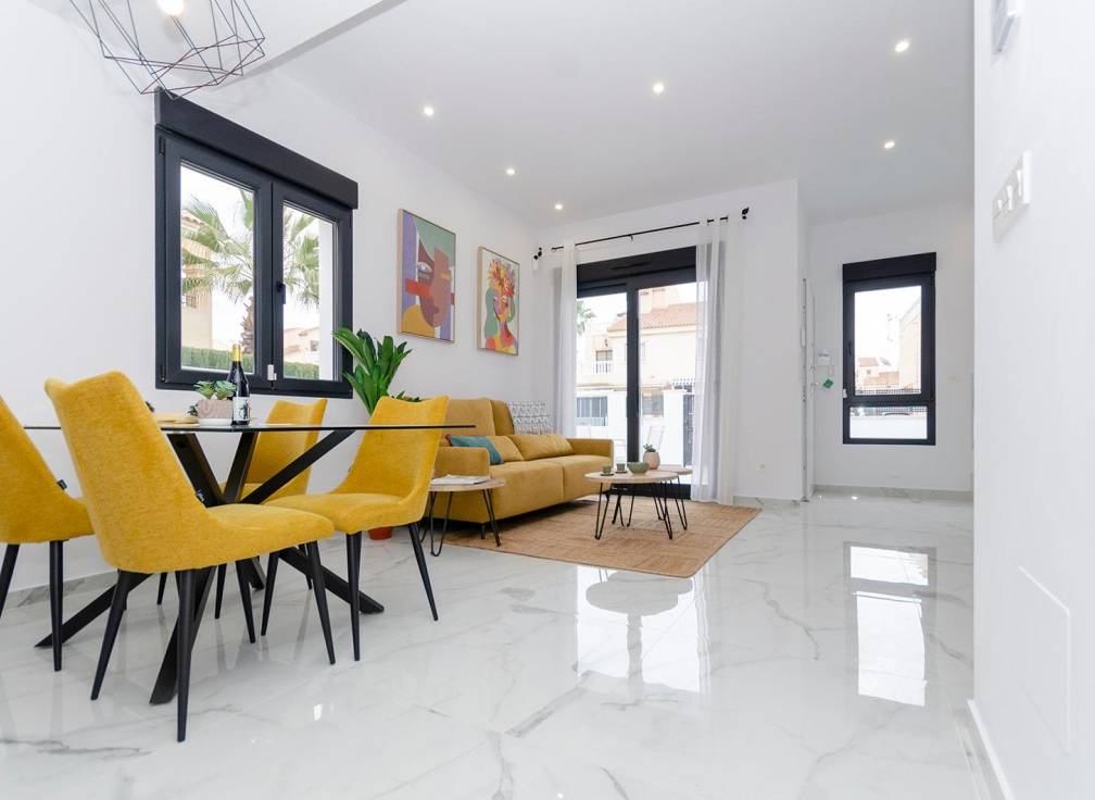 For sale - Detached Villa - Torrevieja - Torrevieja City