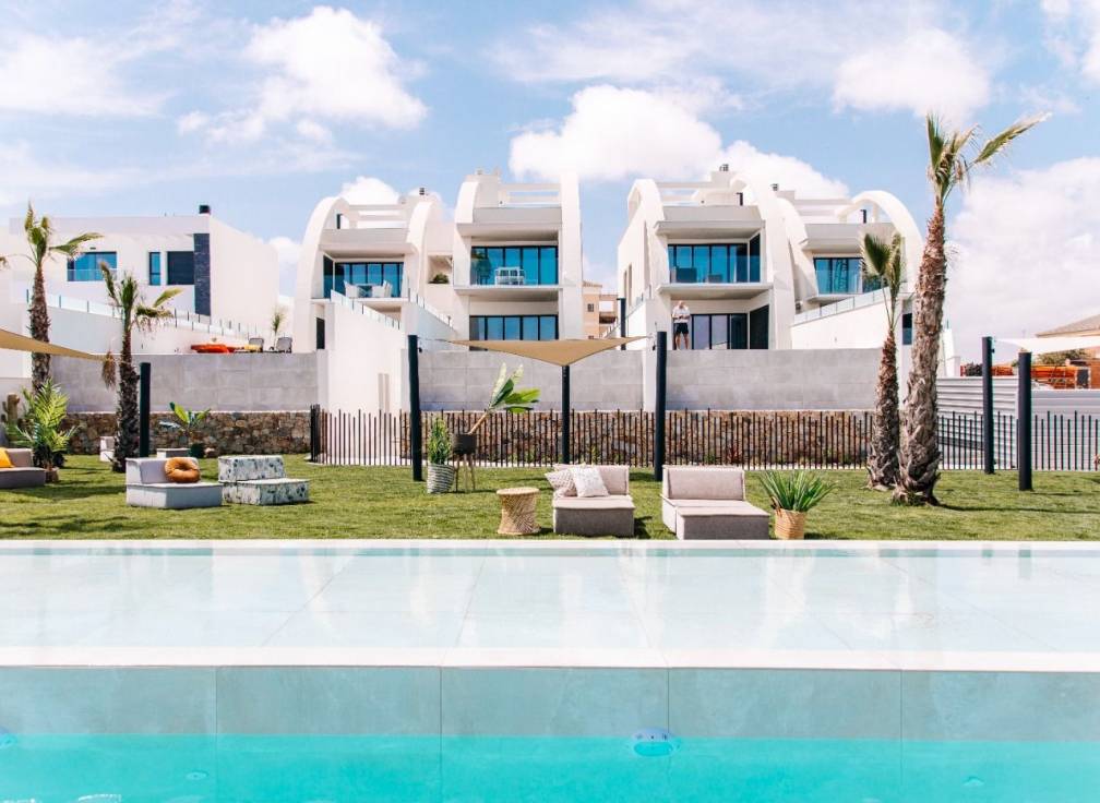 For sale - Ground Floor Bungalow - Guardamar & Vega Baja - Rojales