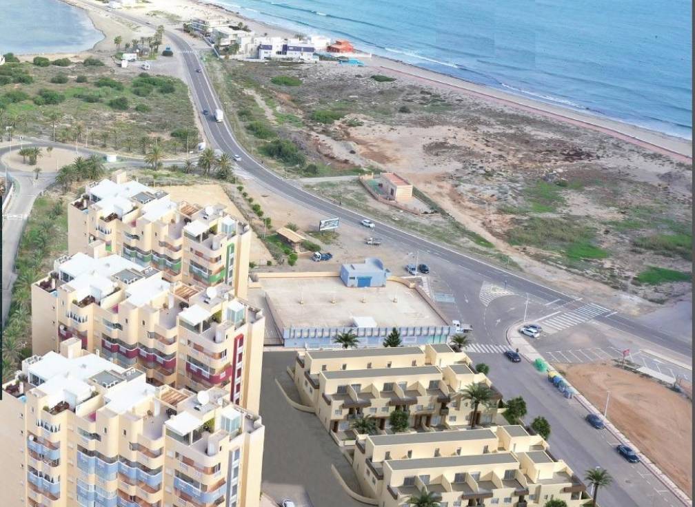 For sale - Semi Detached / Linked Villa - Cartagena - La Manga Strip 