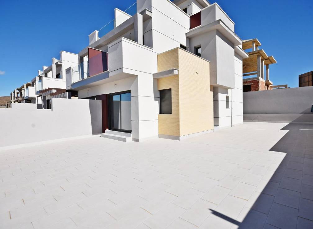 For sale - Semi Detached / Linked Villa - Mazarron - Puerto De Mazarron