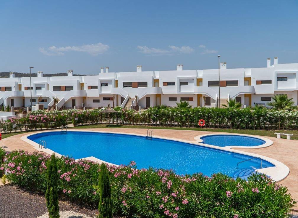 For sale - Top Floor Bungalow - Guardamar & Vega Baja - Vistabella Golf