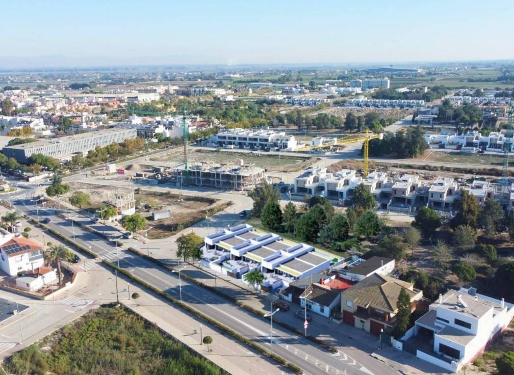 For sale - Townhouse / Terraced - Dolores - Comunidad Valenciana