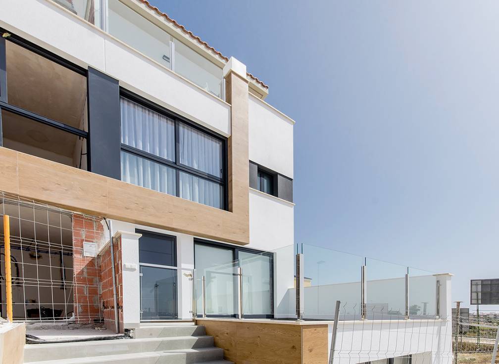 For sale - Townhouse/Terraced - Guardamar & Vega Baja - Guardamar Del Segura