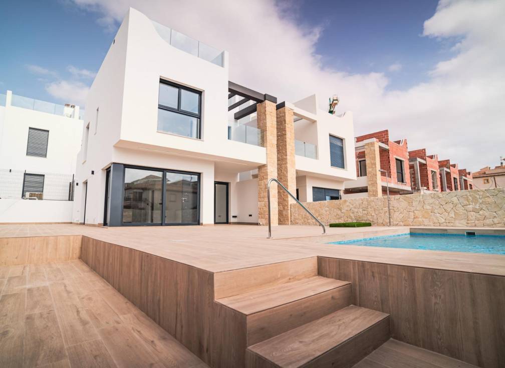 For sale - Villa - Orihuela Costa - Punta Prima