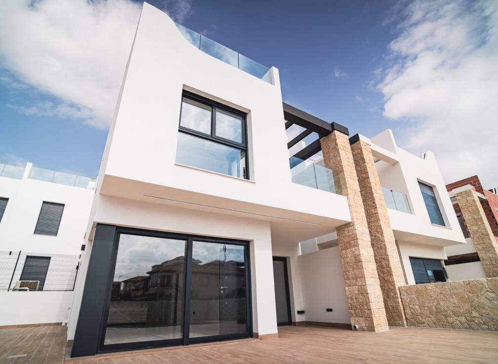 For sale - Villa - Orihuela Costa - Punta Prima
