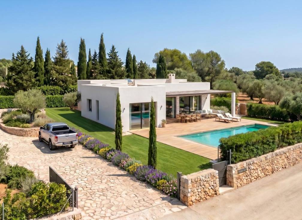 For sale - Villa - Pinoso - Comunidad Valenciana