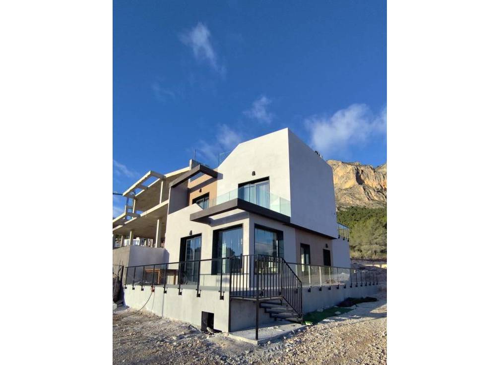 For sale - Villa - Polop & La Nucia - Polop