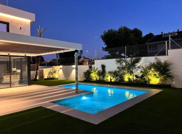 Semi Detached / Linked Villa - For sale - Orihuela Costa - NB-18049