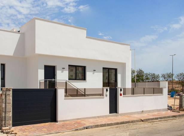 Semi Detached / Linked Villa - For sale - San Javier & San Pedro Del Pinatar - Sucina