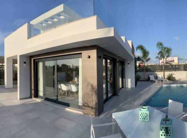 Villa - For sale - Guardamar & Vega Baja - Daya Nueva