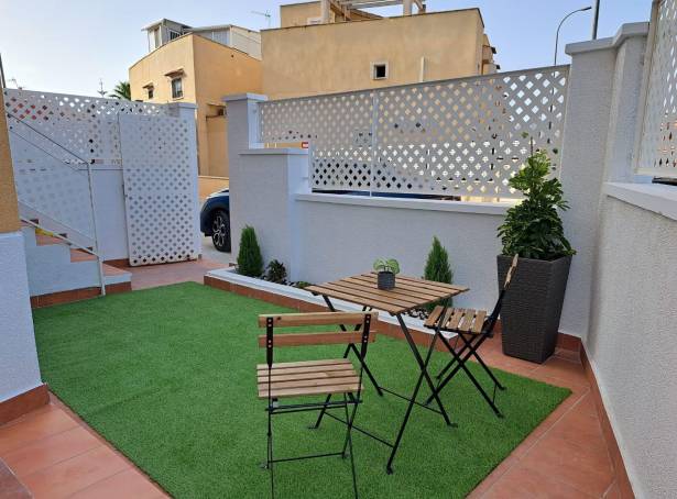 For sale - Townhouse / Terraced - Bigastro