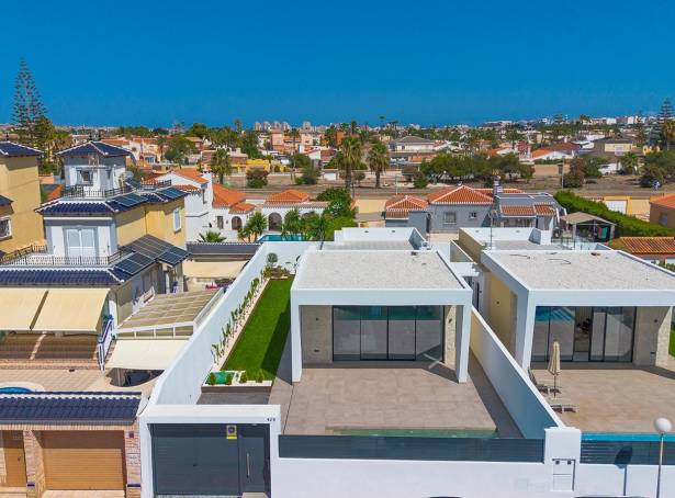 For sale - Villa - Torrevieja - Torreta Florida