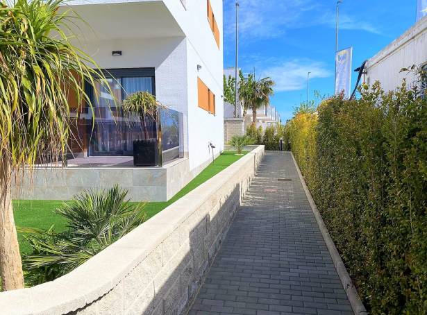 For sale - Bungalow - Pilar De La Horadada - Pilar De La Horadada 