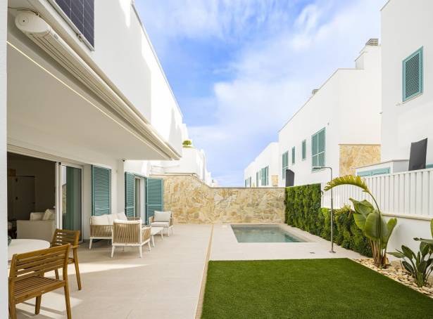 For sale - Bungalow - Pilar de La Horadada - La Torre De La Horadada
