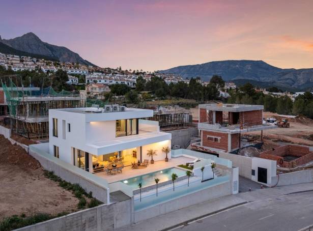 For sale - Detached Villa - Polop & La Nucia - Polop