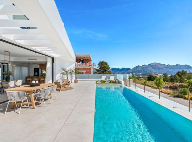 For sale - Detached Villa - Polop & La Nucia - Polop
