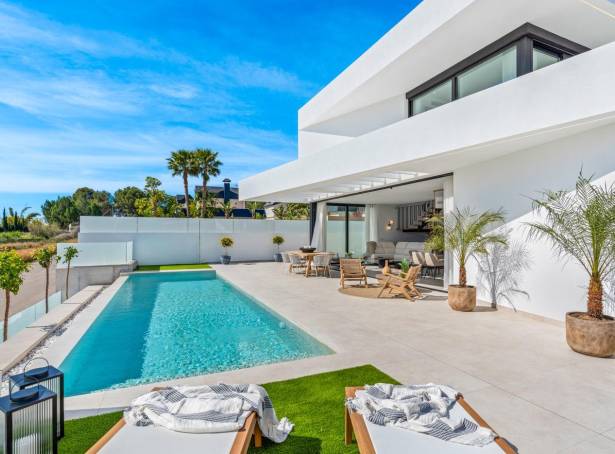 For sale - Detached Villa - Polop & La Nucia - Polop