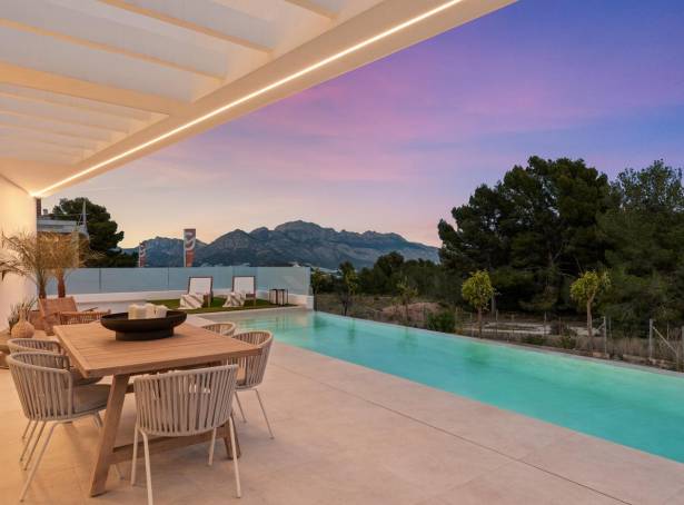 For sale - Detached Villa - Polop & La Nucia - Polop