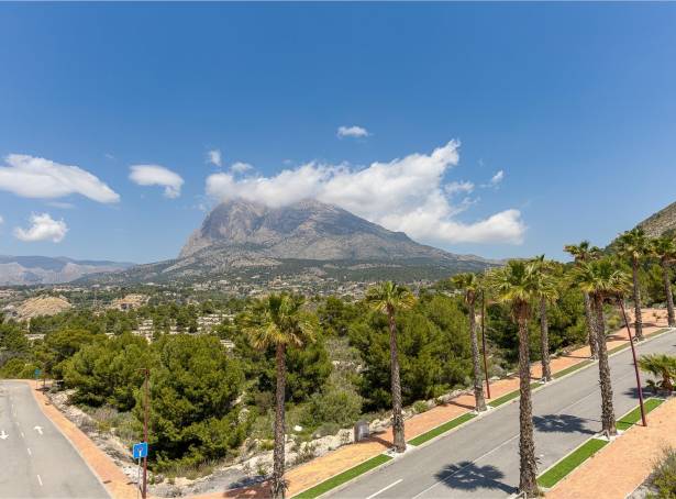For sale - Detached Villa - Finestrat & Sierra Cortina