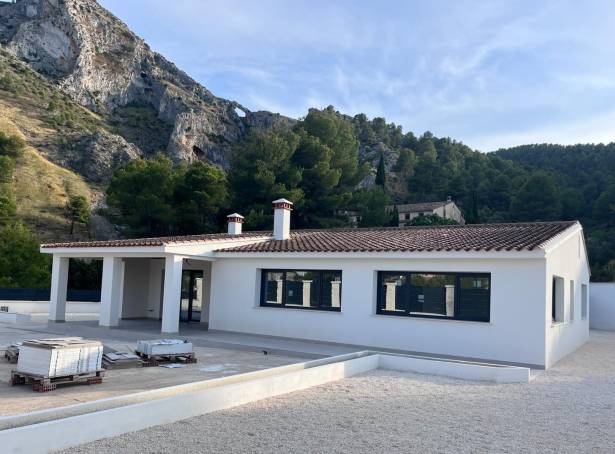 For sale - Detached Villa - Alcoy - Penáguila