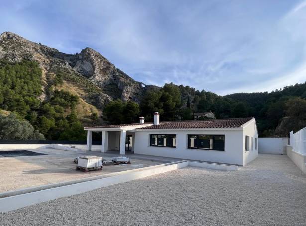 For sale - Detached Villa - Alcoy - Penáguila