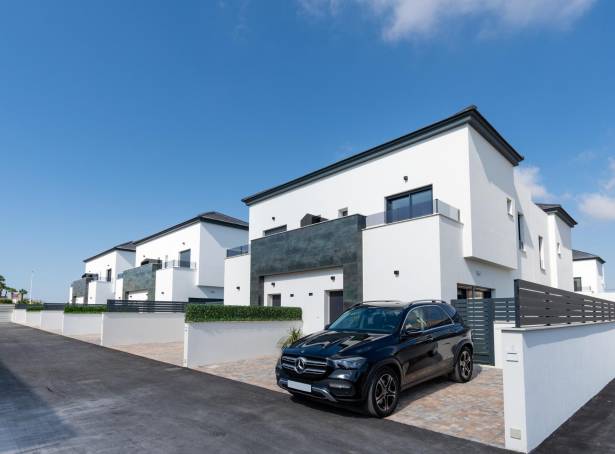 For sale - Semi Detached / Linked Villa - Elche - Santa Pola & Gran Alacant