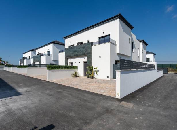 For sale - Semi Detached / Linked Villa - Elche - Santa Pola & Gran Alacant