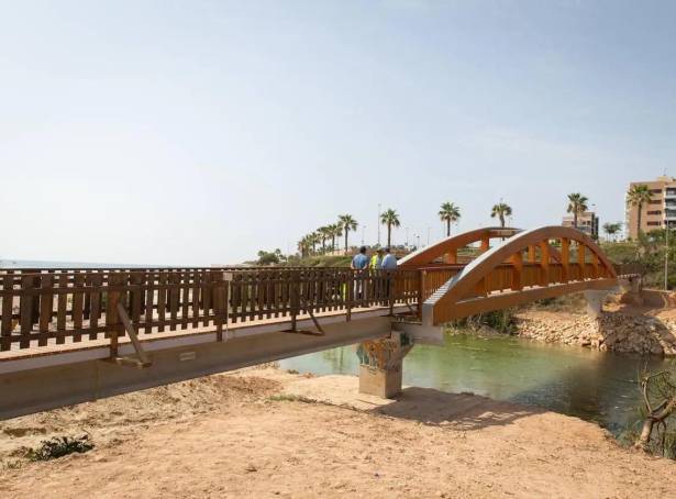 For sale - Villa - Pilar de La Horadada - Riomar