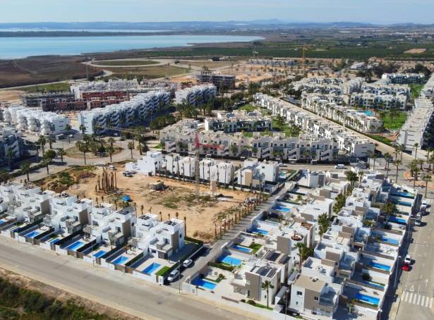 For sale - Townhouse / Terraced - Guardamar del Segura - El Raso