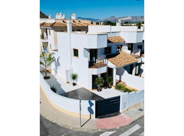 For sale - Townhouse / Terraced - Cox - Comunidad Valenciana