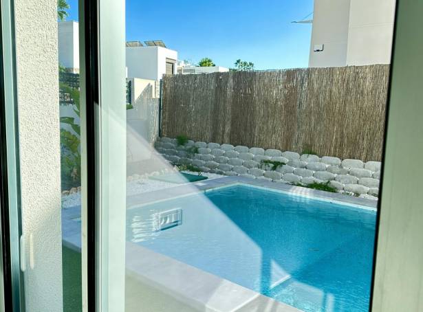 For sale - Villa - Algorfa - La Finca Golf