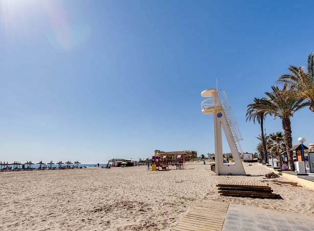 For sale - Villa - Orihuela Costa - La Zenia