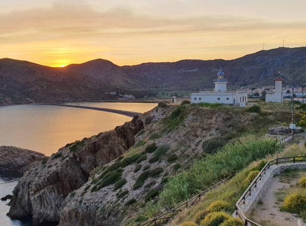 For sale - Townhouse / Terraced - La Union - centro