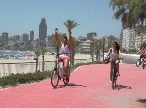 For sale - Villa - Benidorm - Urbanizaciones