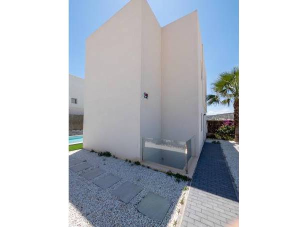 For sale - Detached Villa - Guardamar & Vega Baja - La FInca Golf Resort