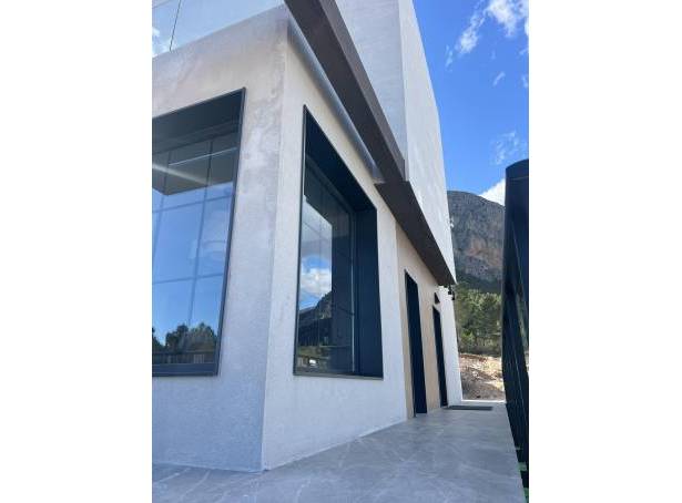 For sale - Villa - Polop & La Nucia - Polop