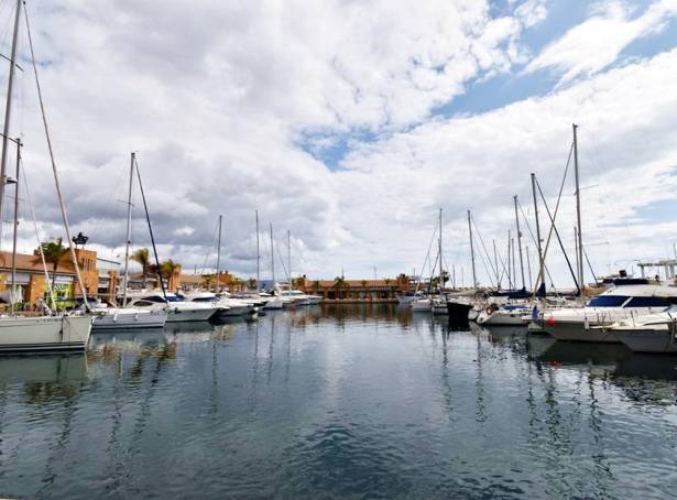 For sale - Apartment - Mazarron - Puerto De Mazarron