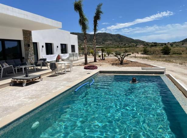For sale - Detached Villa - Elche - Pinoso & El Prat 