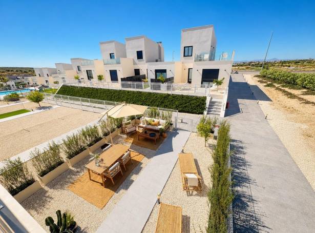 For sale - Semi Detached / Linked Villa - Murcia  - Altaona Golf & Country Club