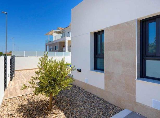 For sale - Semi Detached / Linked Villa - Guardamar & Vega Baja - Daya Nueva
